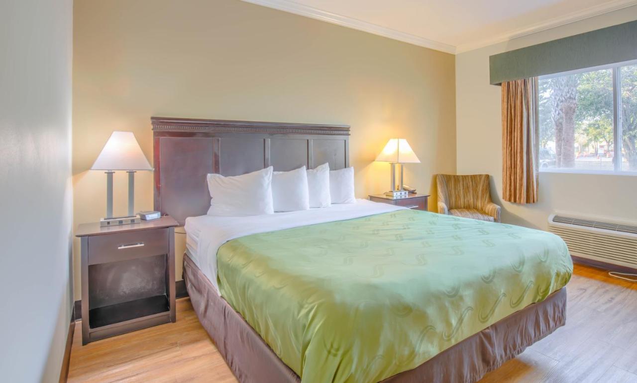 Quality Inn Gulf Shores Airport Buitenkant foto