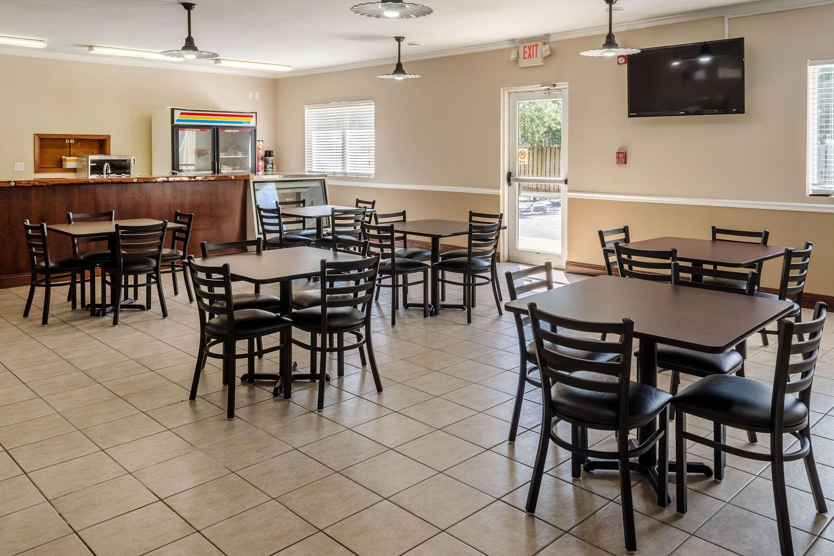Quality Inn Gulf Shores Airport Buitenkant foto