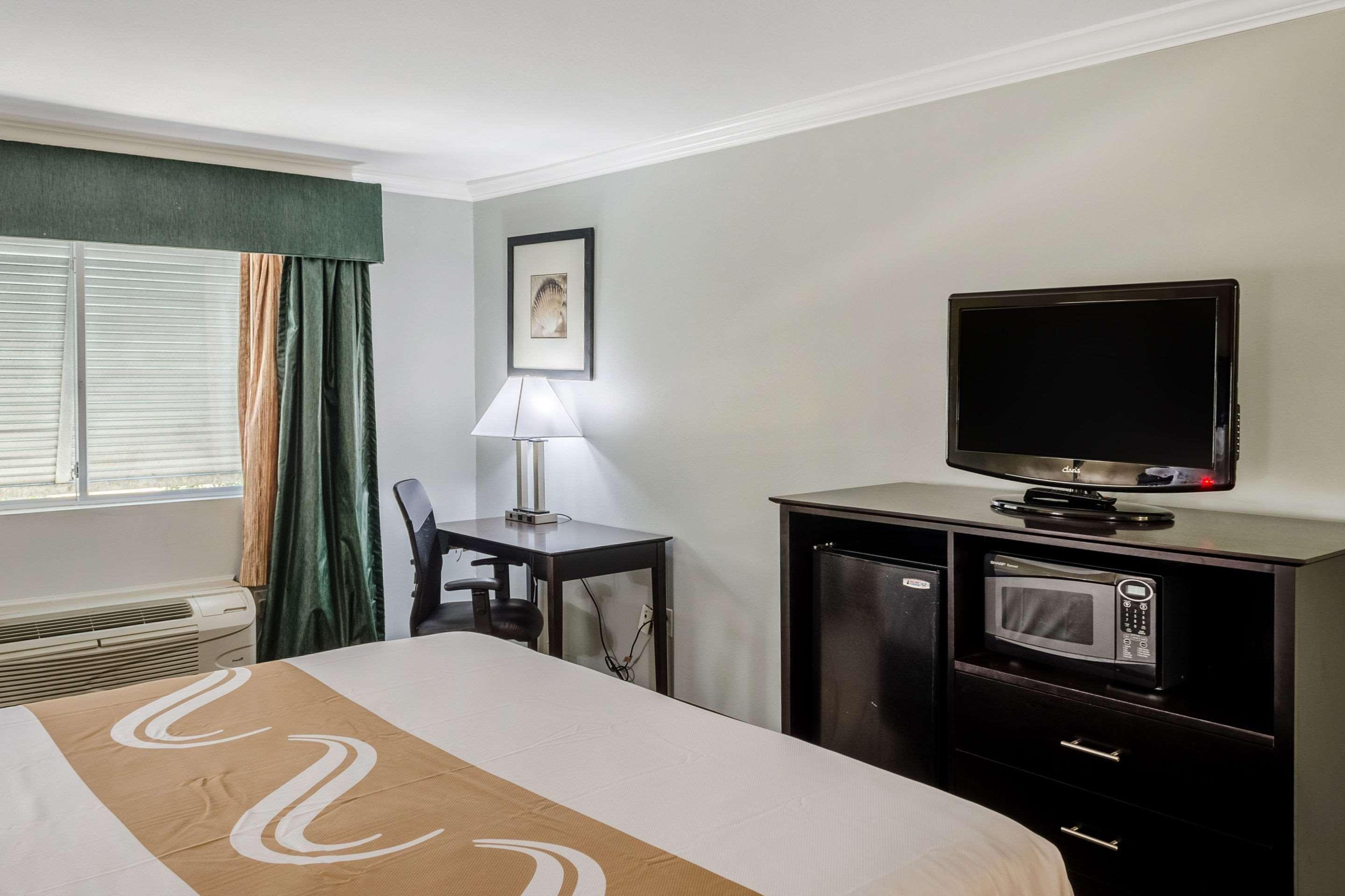 Quality Inn Gulf Shores Airport Buitenkant foto