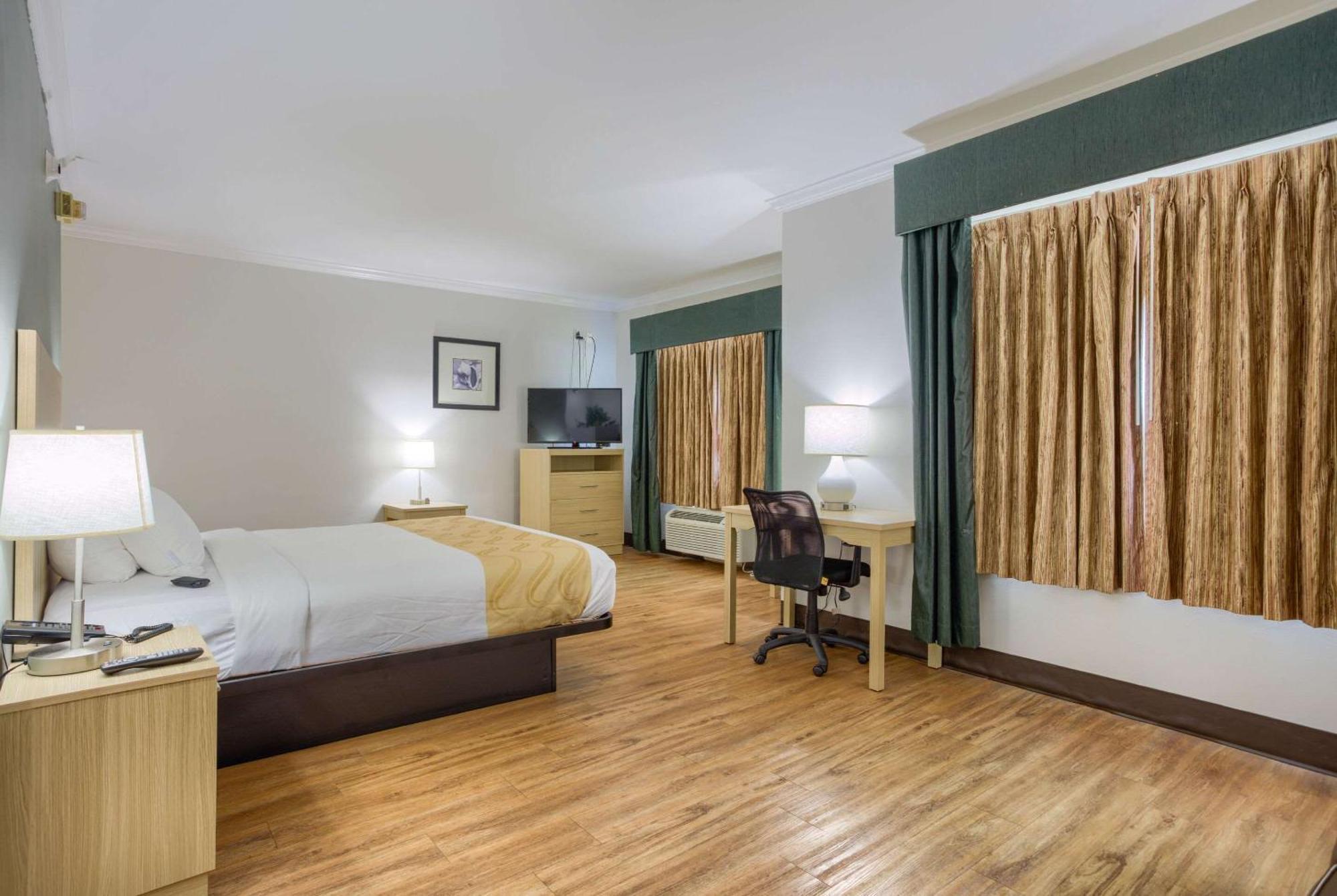 Quality Inn Gulf Shores Airport Buitenkant foto